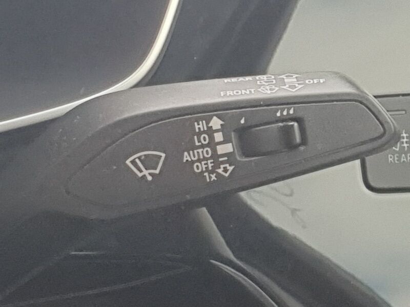 More views of Audi Q3