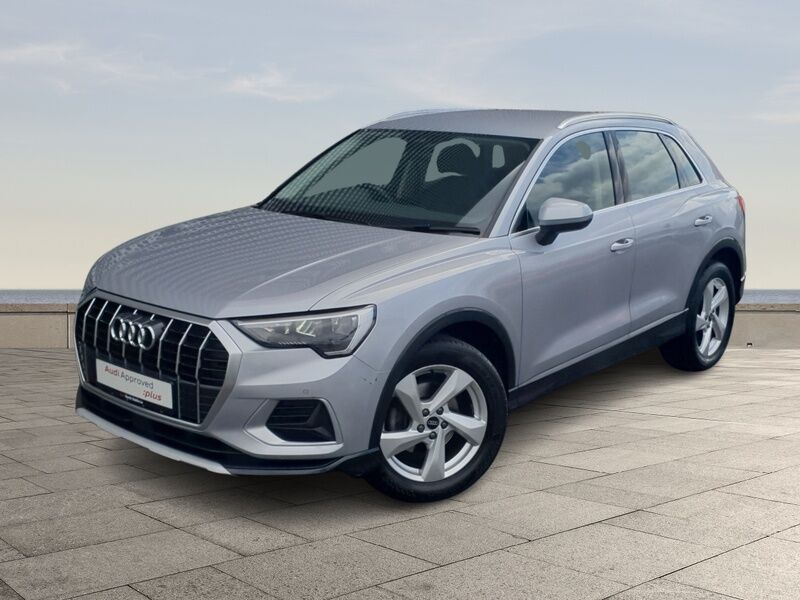 More views of Audi Q3