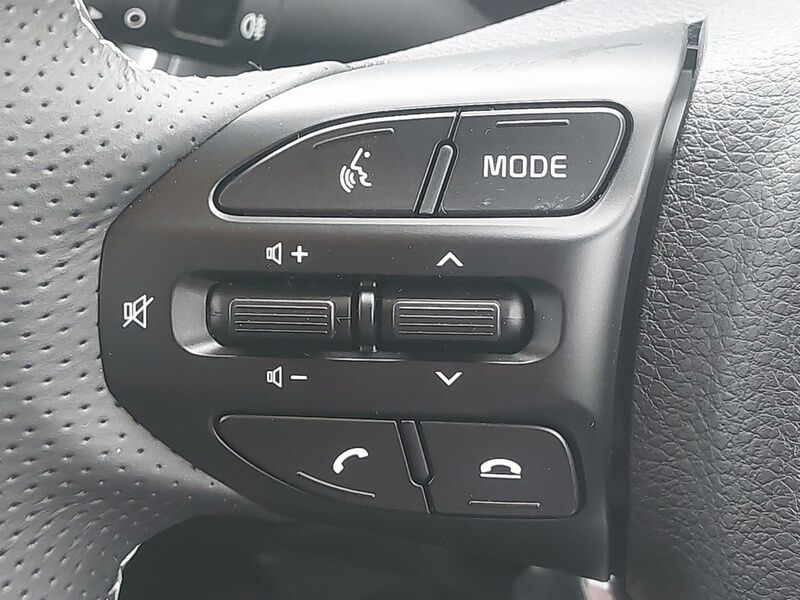 More views of Kia Stonic