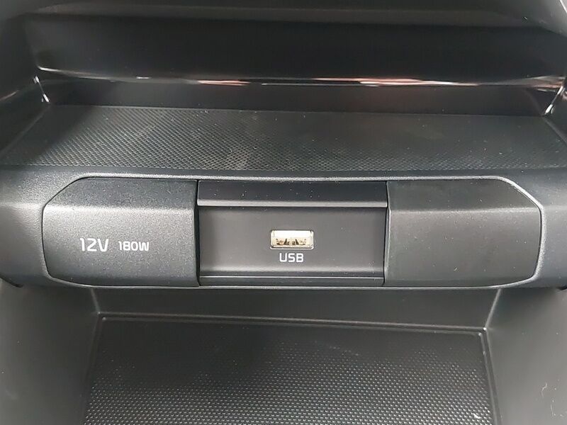 More views of Kia Stonic