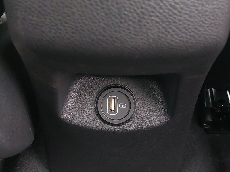 More views of Kia Stonic