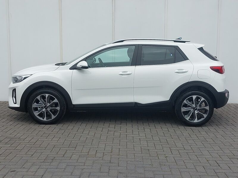 More views of Kia Stonic