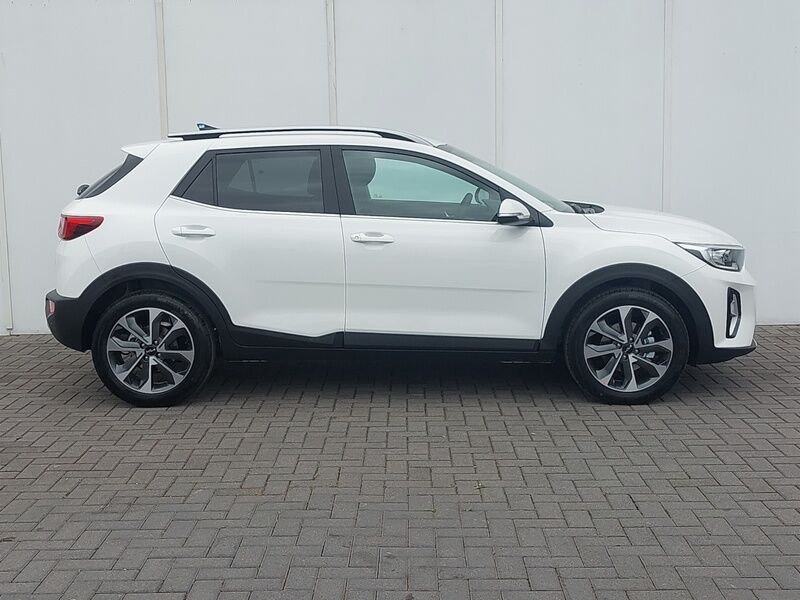More views of Kia Stonic