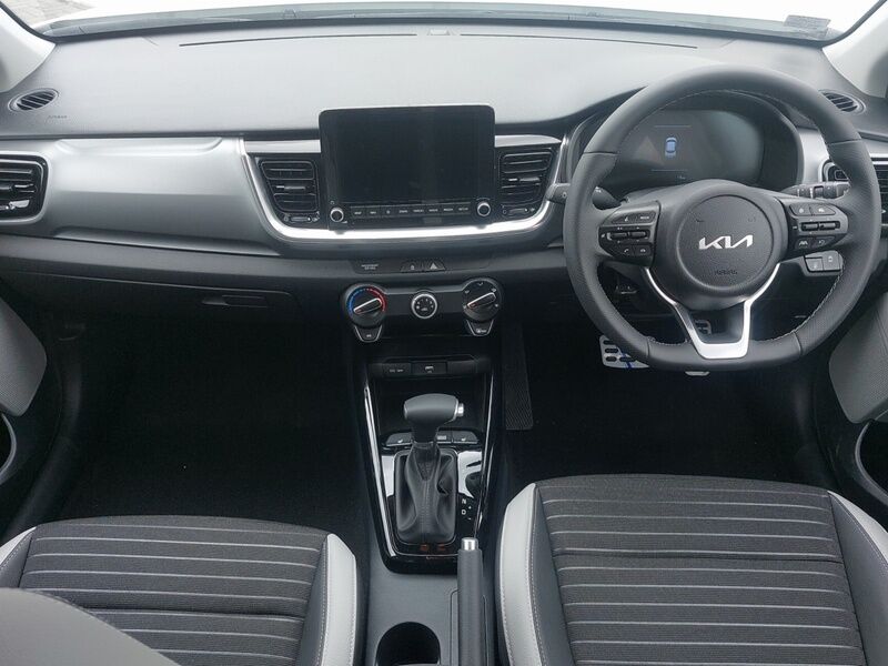 More views of Kia Stonic
