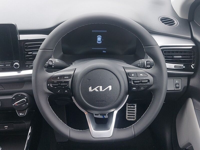 More views of Kia Stonic