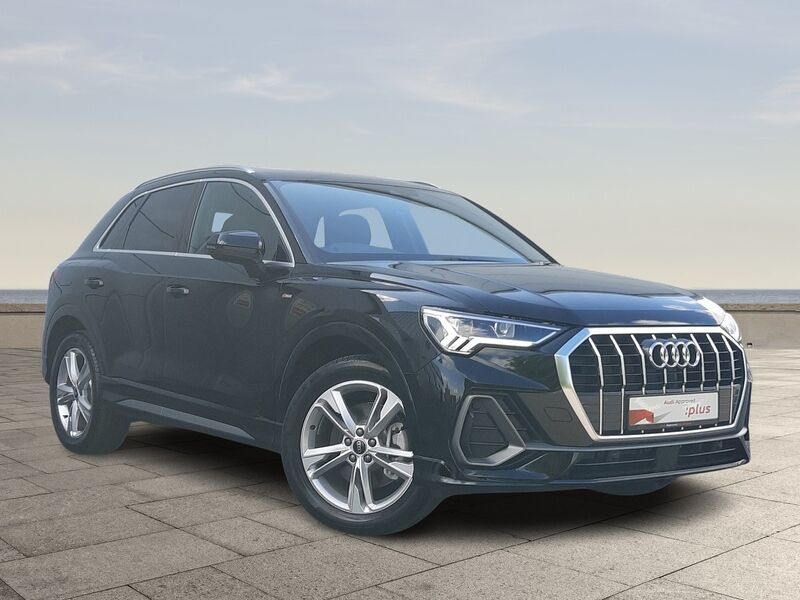 More views of Audi Q3