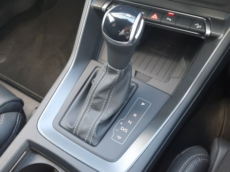 More views of Audi Q3