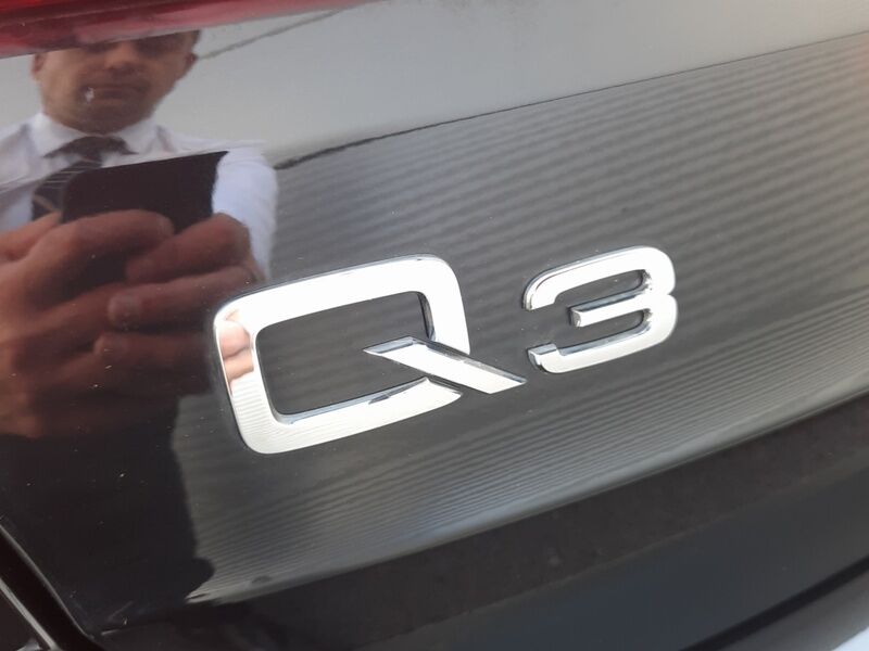 More views of Audi Q3