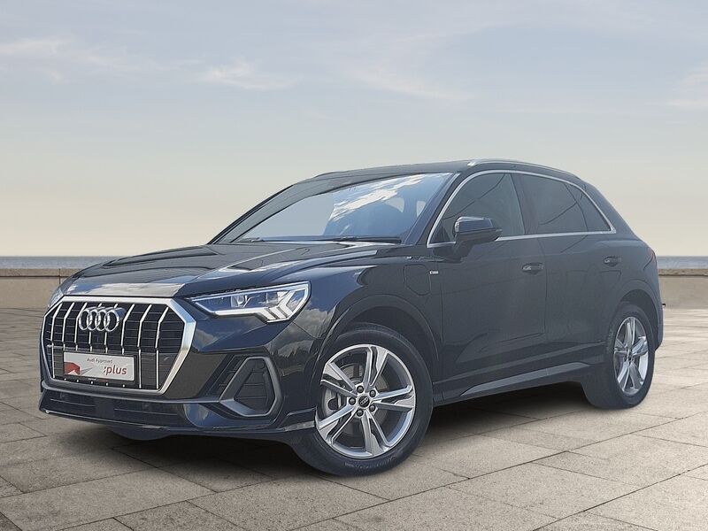More views of Audi Q3
