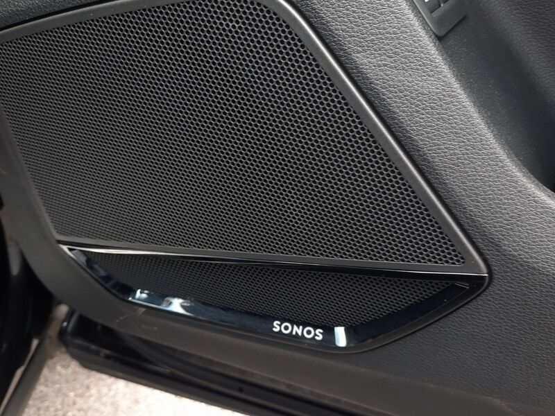 More views of Audi Q3