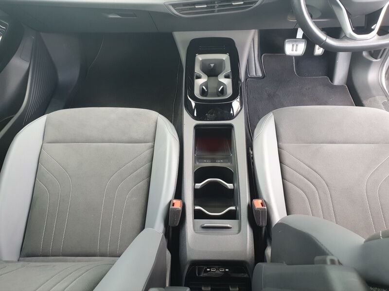 More views of Volkswagen ID.4