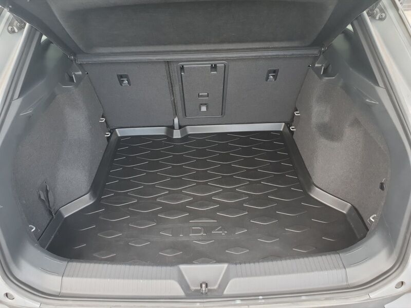 More views of Volkswagen ID.4