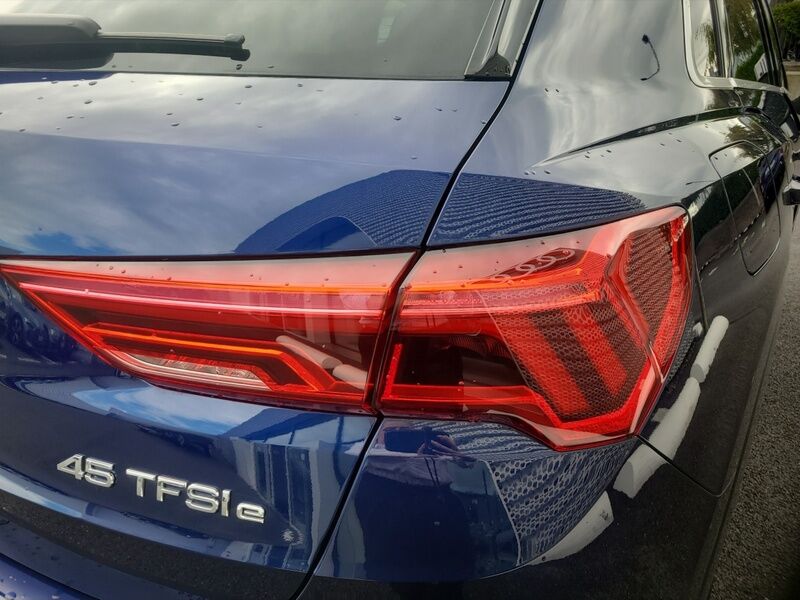 More views of Audi Q3