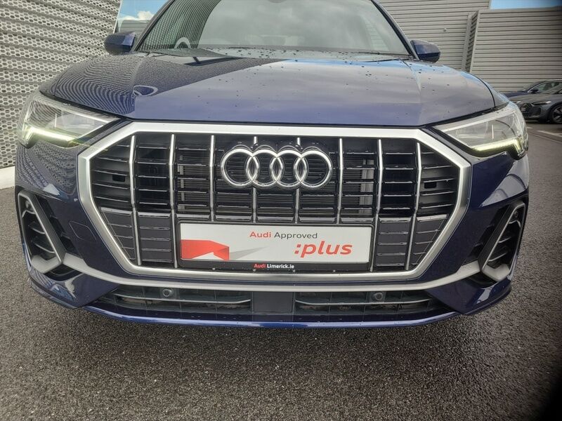 More views of Audi Q3