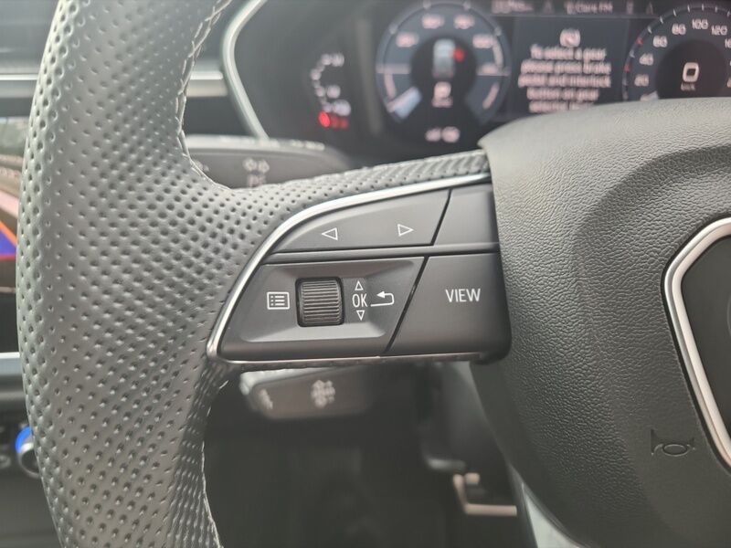 More views of Audi Q3