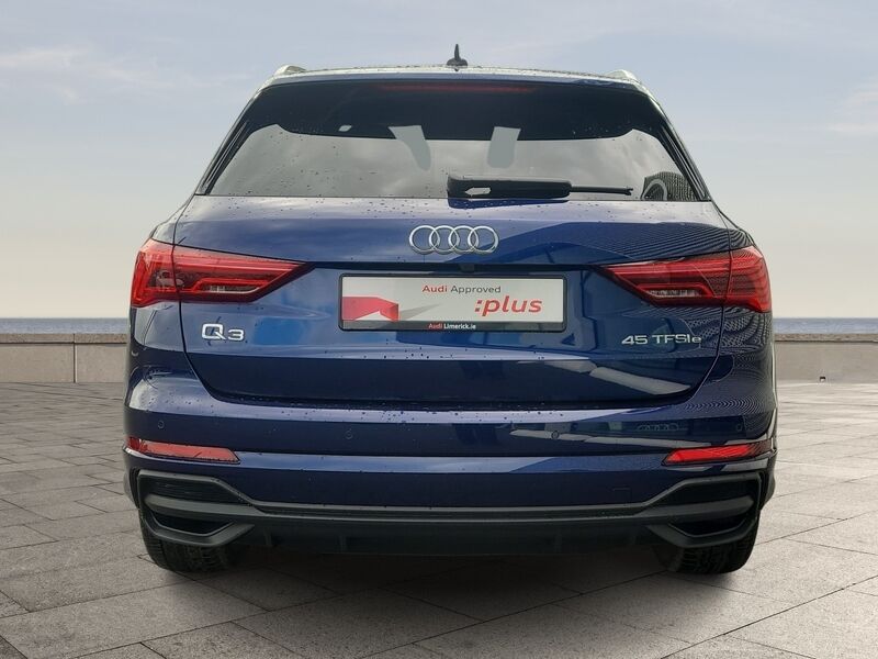More views of Audi Q3