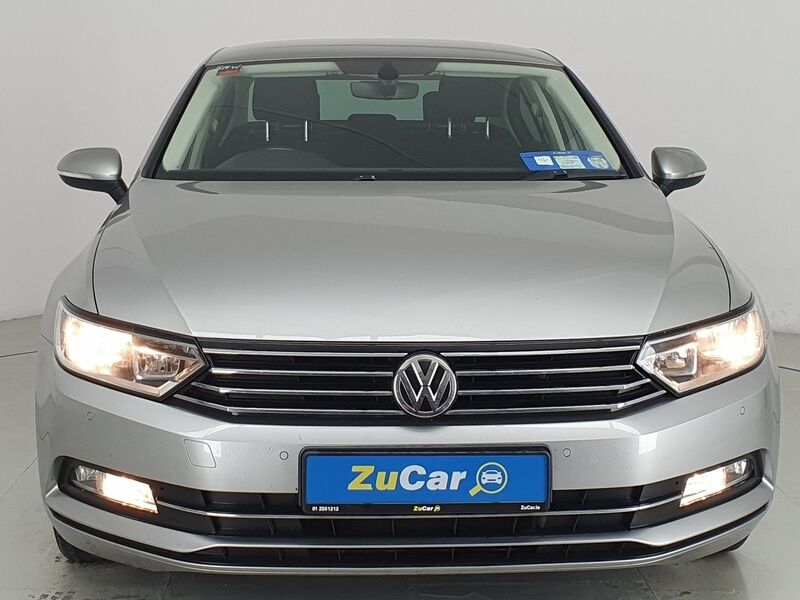 More views of Volkswagen Passat