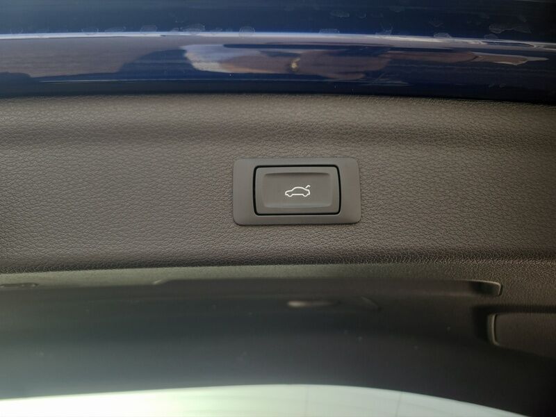 More views of Audi Q3
