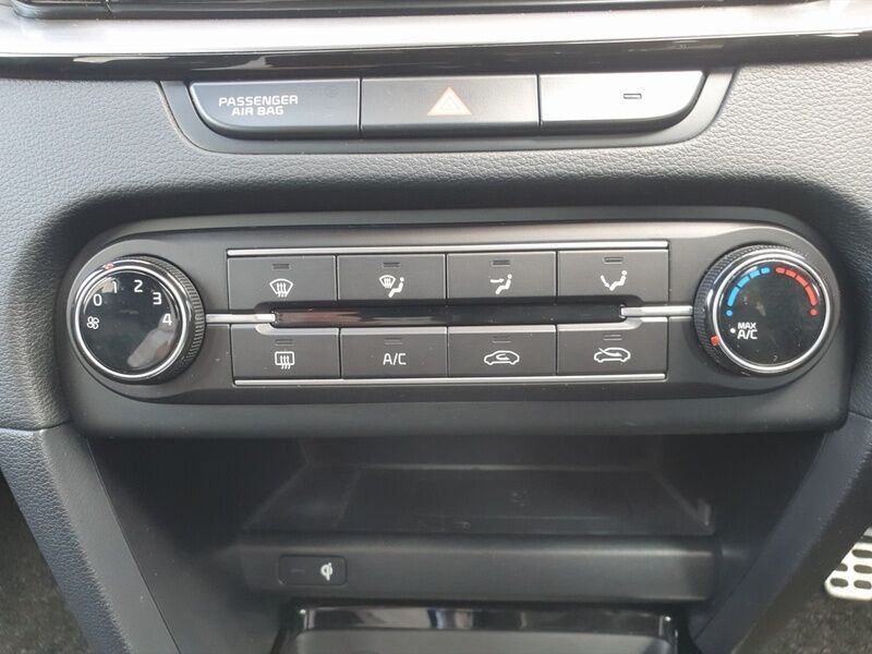 More views of Kia Ceed