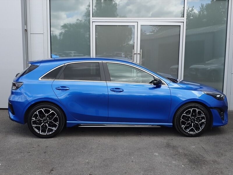 More views of Kia Ceed