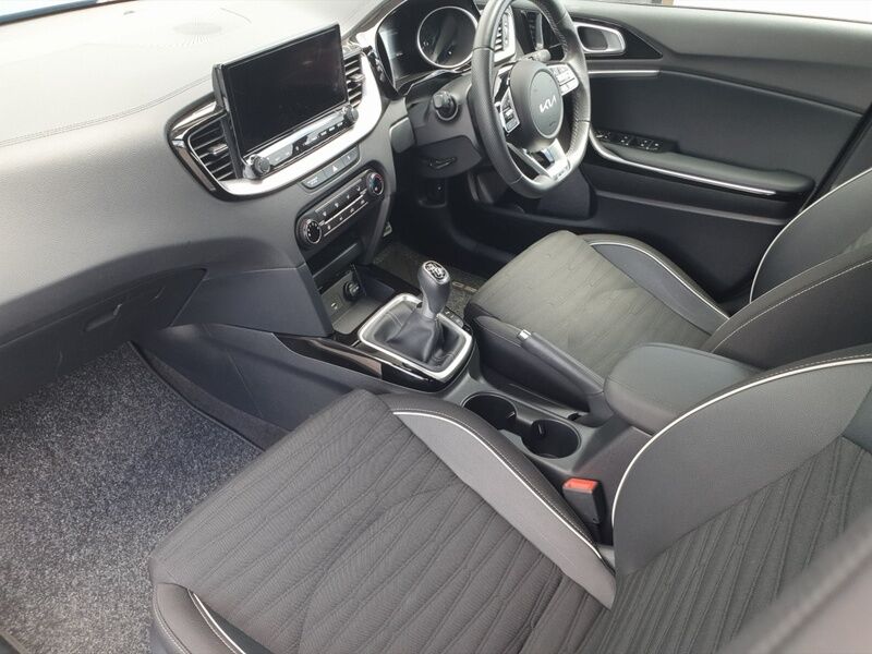 More views of Kia Ceed
