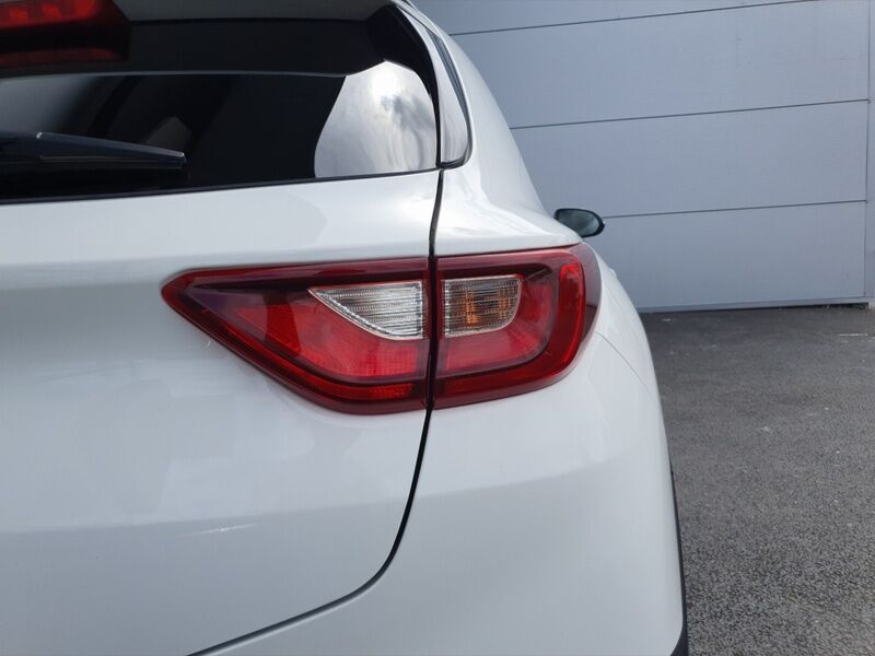 More views of Kia Stonic