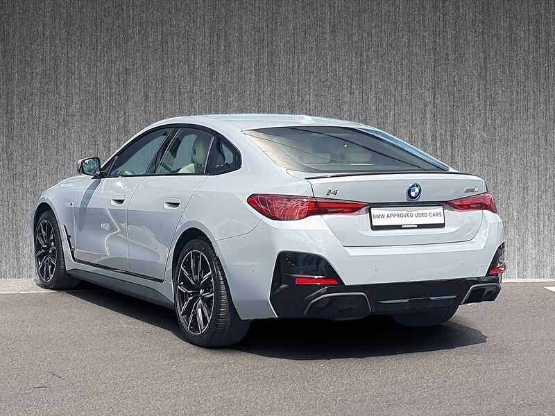 More views of BMW i4