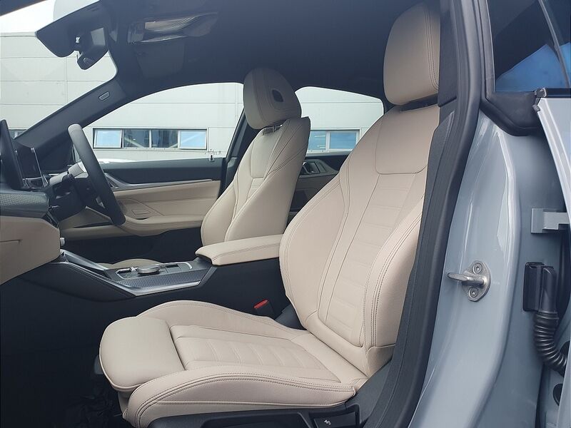 More views of BMW i4