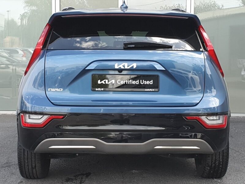 More views of Kia Niro