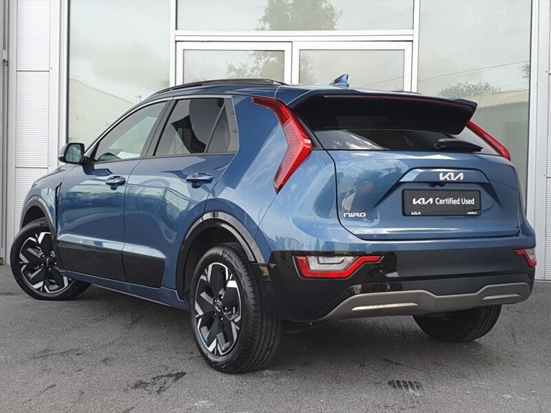 More views of Kia Niro