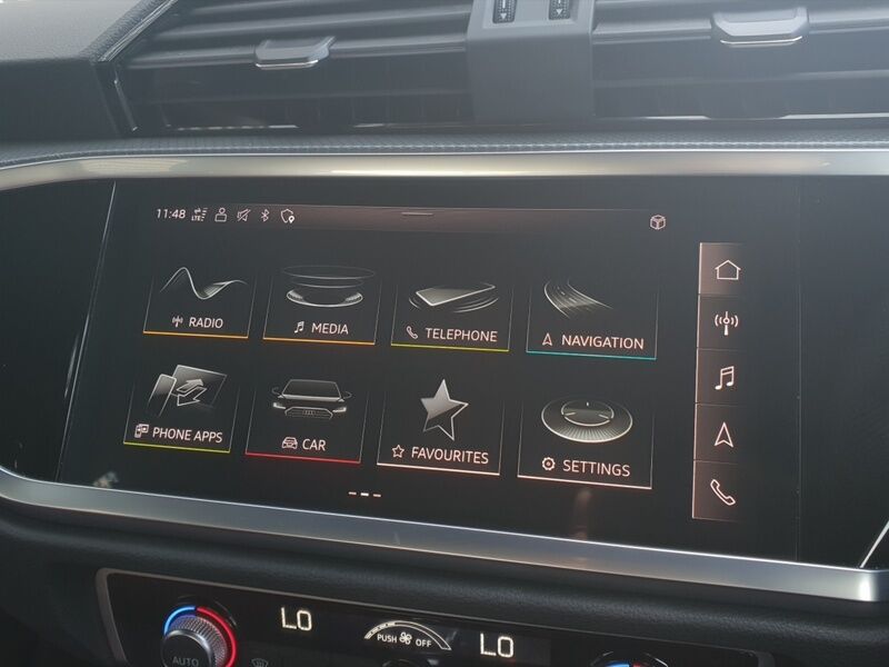 More views of Audi Q3