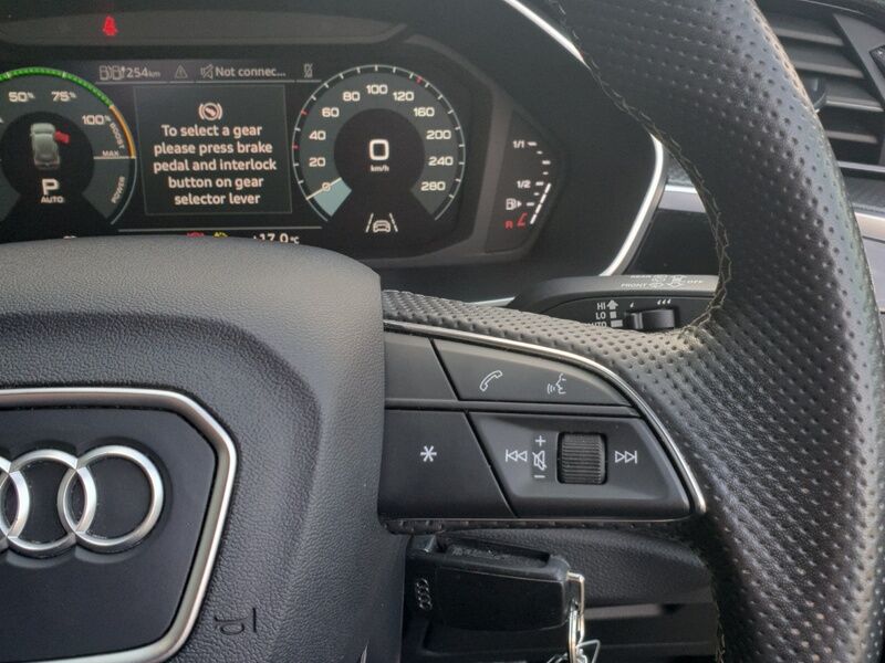 More views of Audi Q3