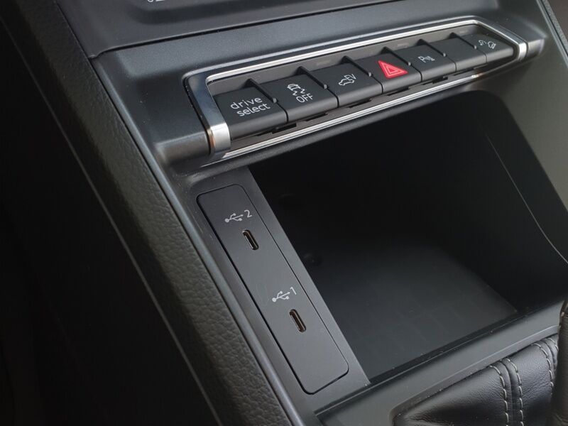 More views of Audi Q3