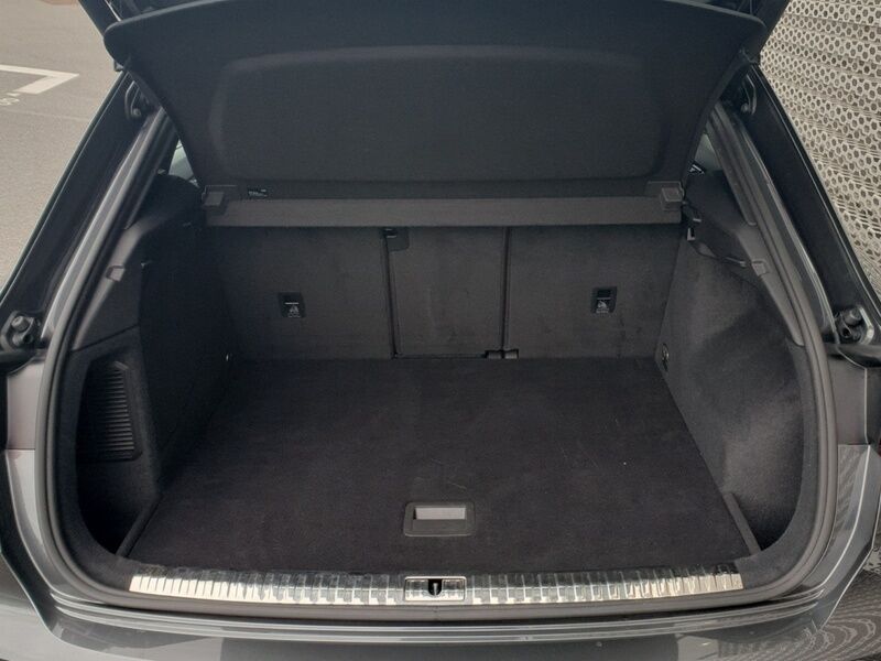 More views of Audi Q3