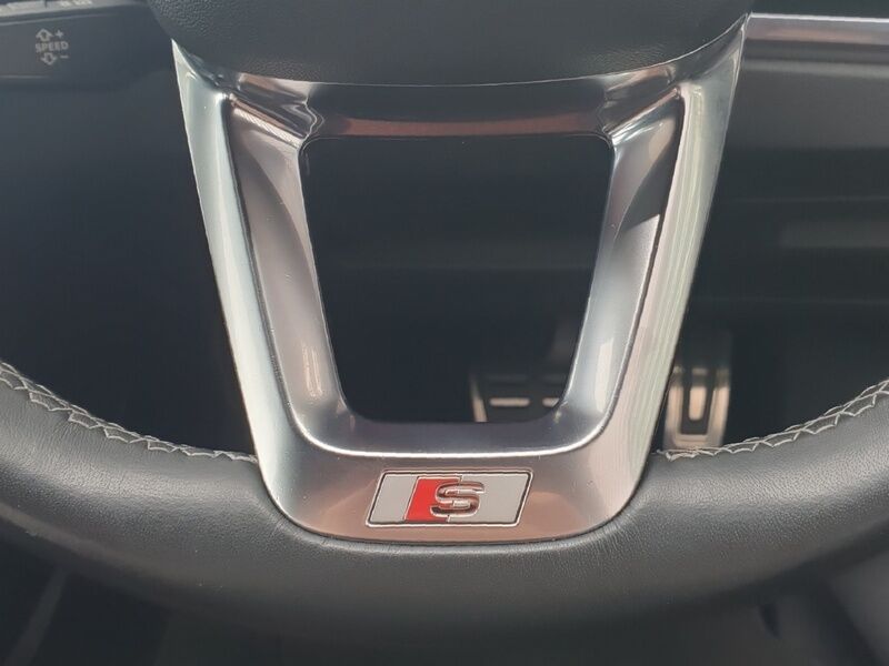 More views of Audi Q3