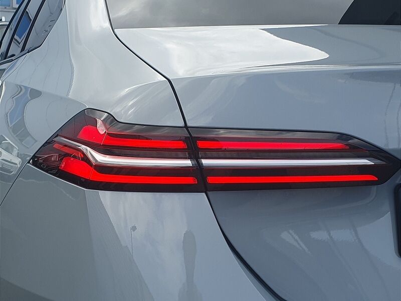 More views of BMW 5 Series