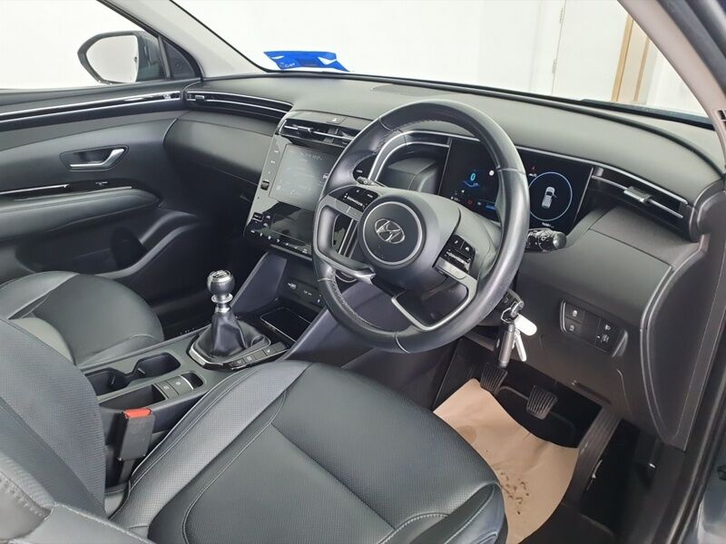 More views of Hyundai Tucson