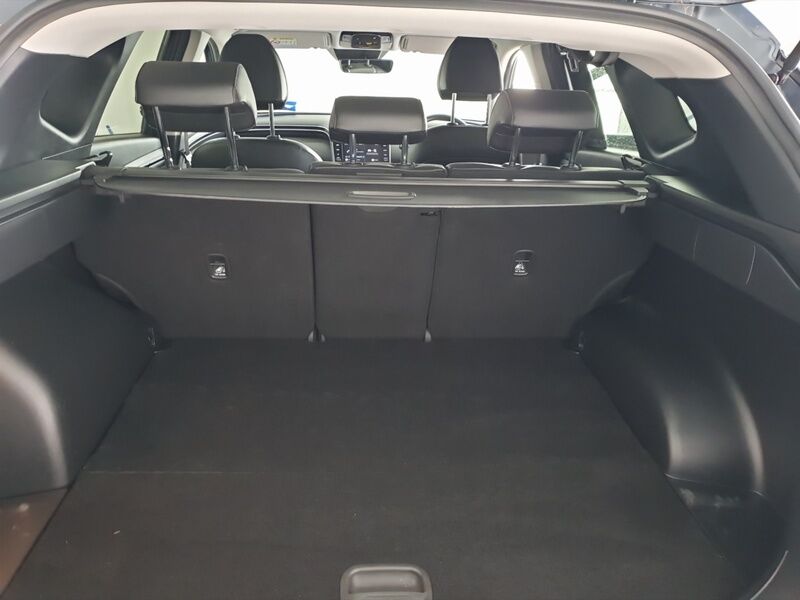 More views of Hyundai Tucson