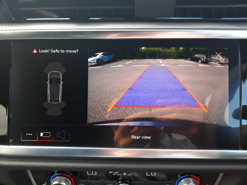 More views of Audi Q3