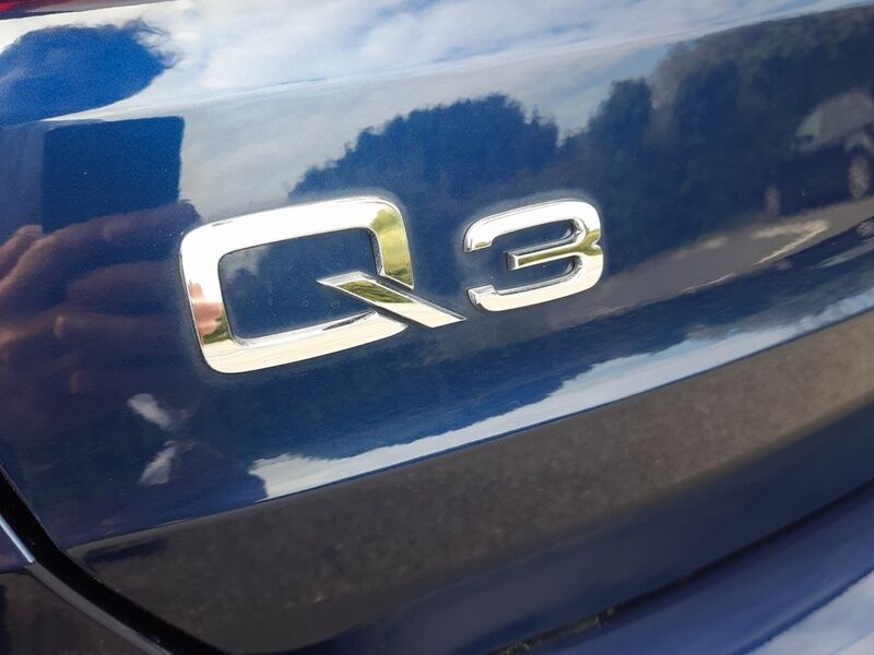 More views of Audi Q3