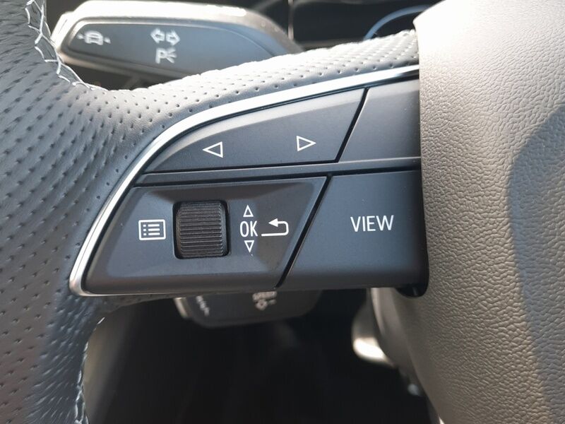 More views of Audi Q3