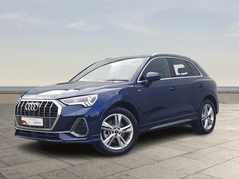 More views of Audi Q3