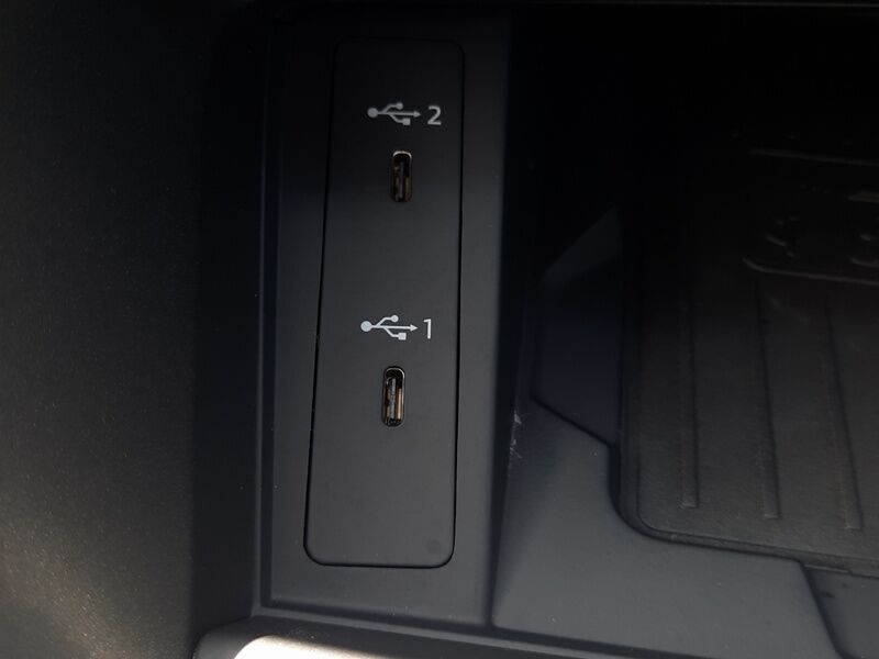 More views of Audi Q3