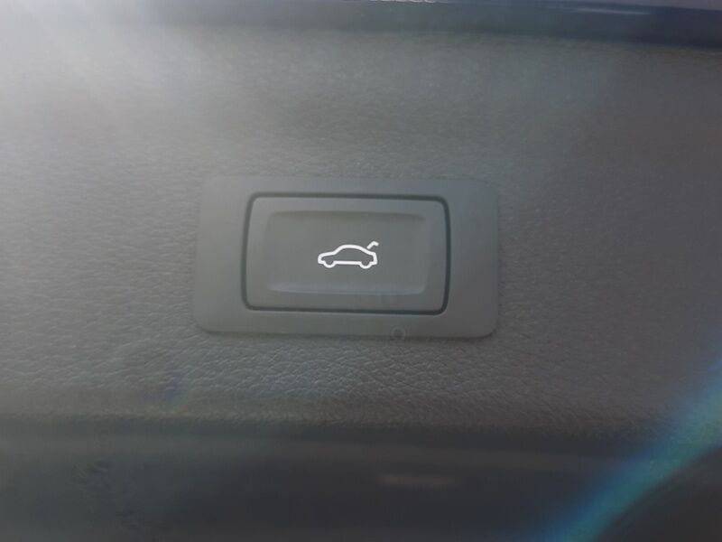 More views of Audi Q3