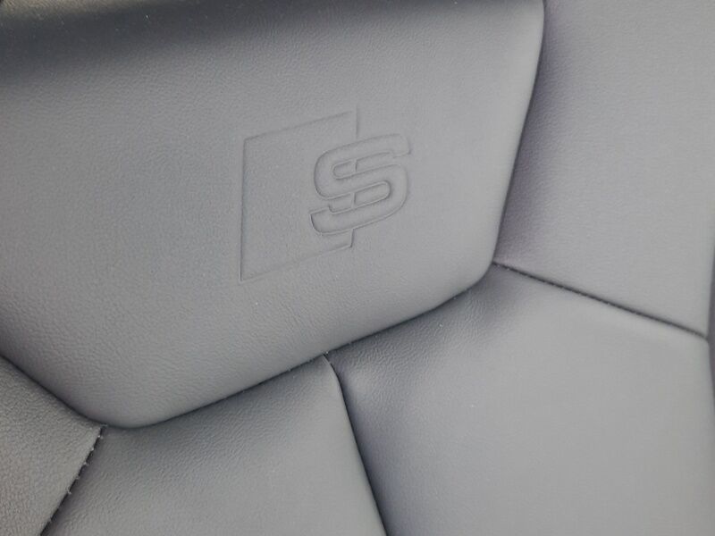 More views of Audi Q3