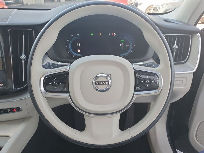 More views of Volvo XC60