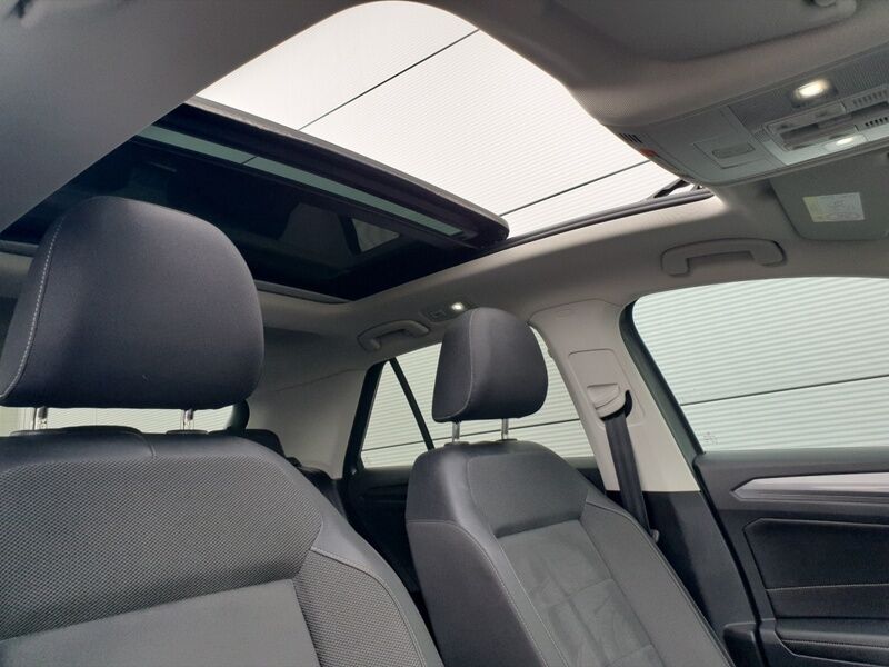 More views of Volkswagen T-Roc
