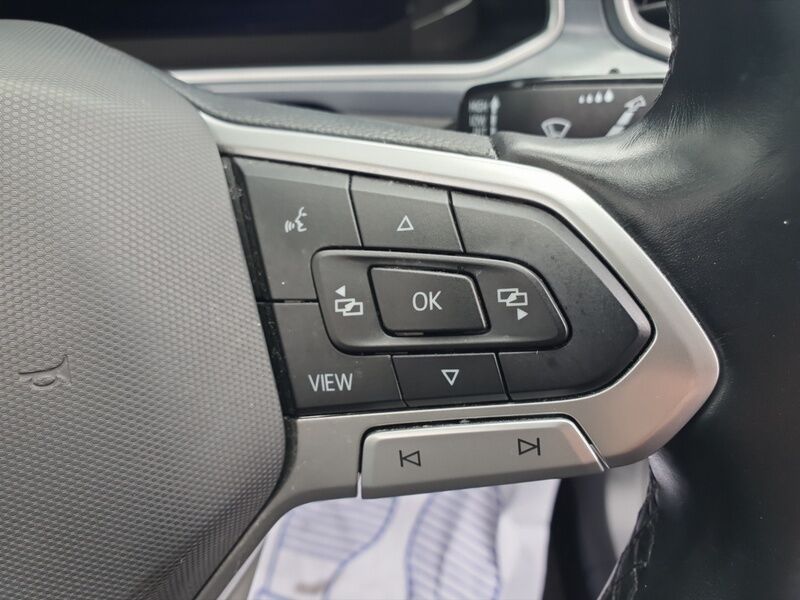 More views of Volkswagen T-Roc