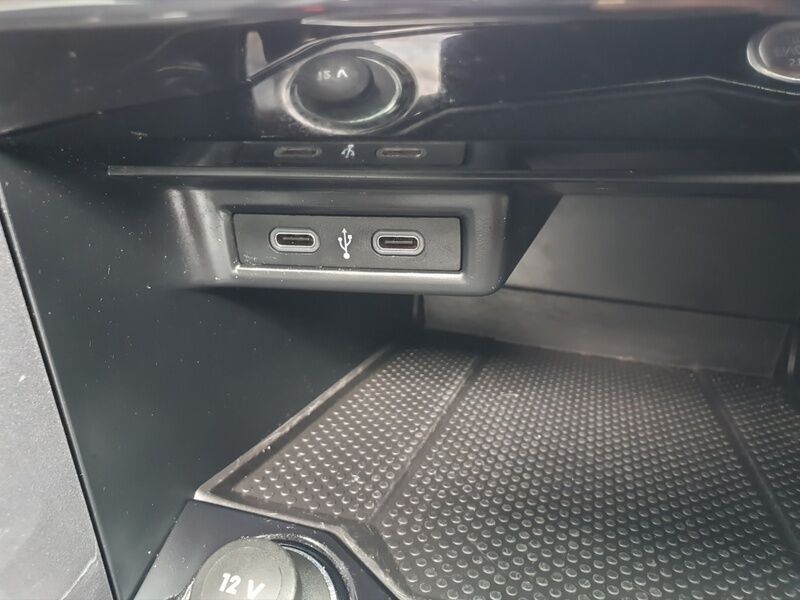 More views of Volkswagen T-Roc