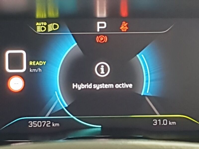 More views of Peugeot 3008